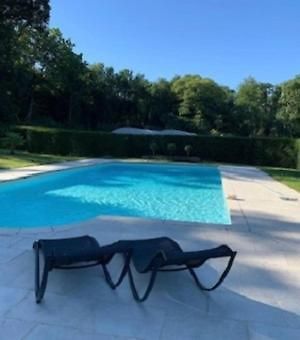 Chateau Pont Jarno B&B Champdeniers 外观 照片
